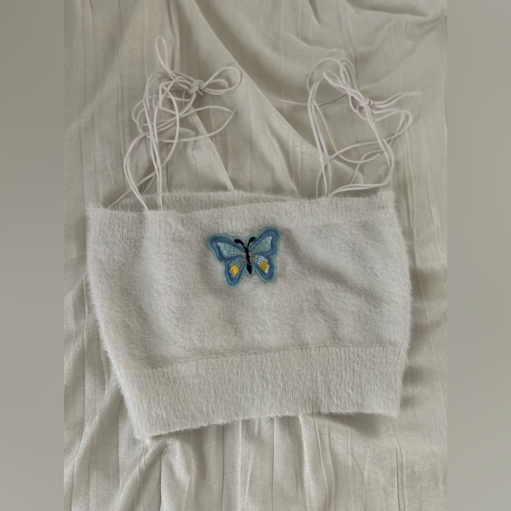 Fuzzy butterfly white cropped top